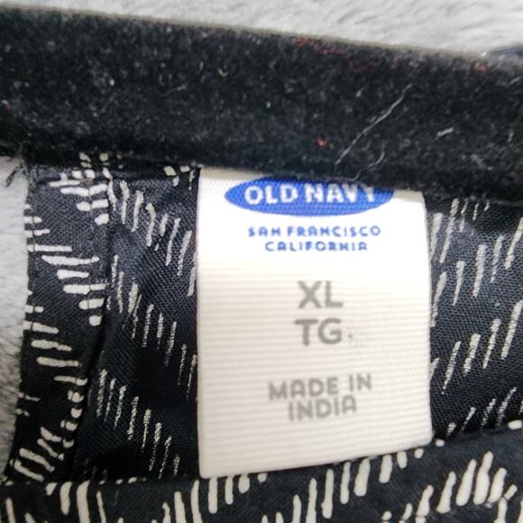 Old Navy Top Womens XL Black Chevron High Square Neck Tank Button Back Modal - Picture 4 of 9